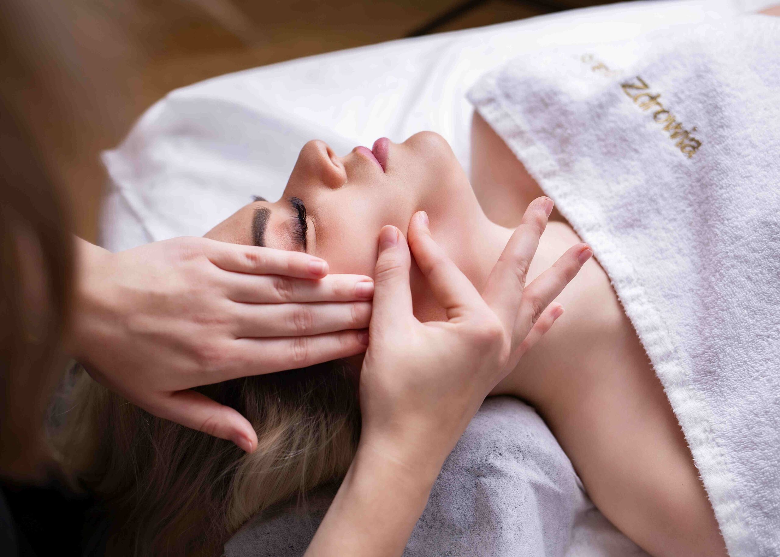 Strefa Zdrowia Wilanów w Warszawie - masaż, fizjoterapia, zabiegi - Masaż twarzy