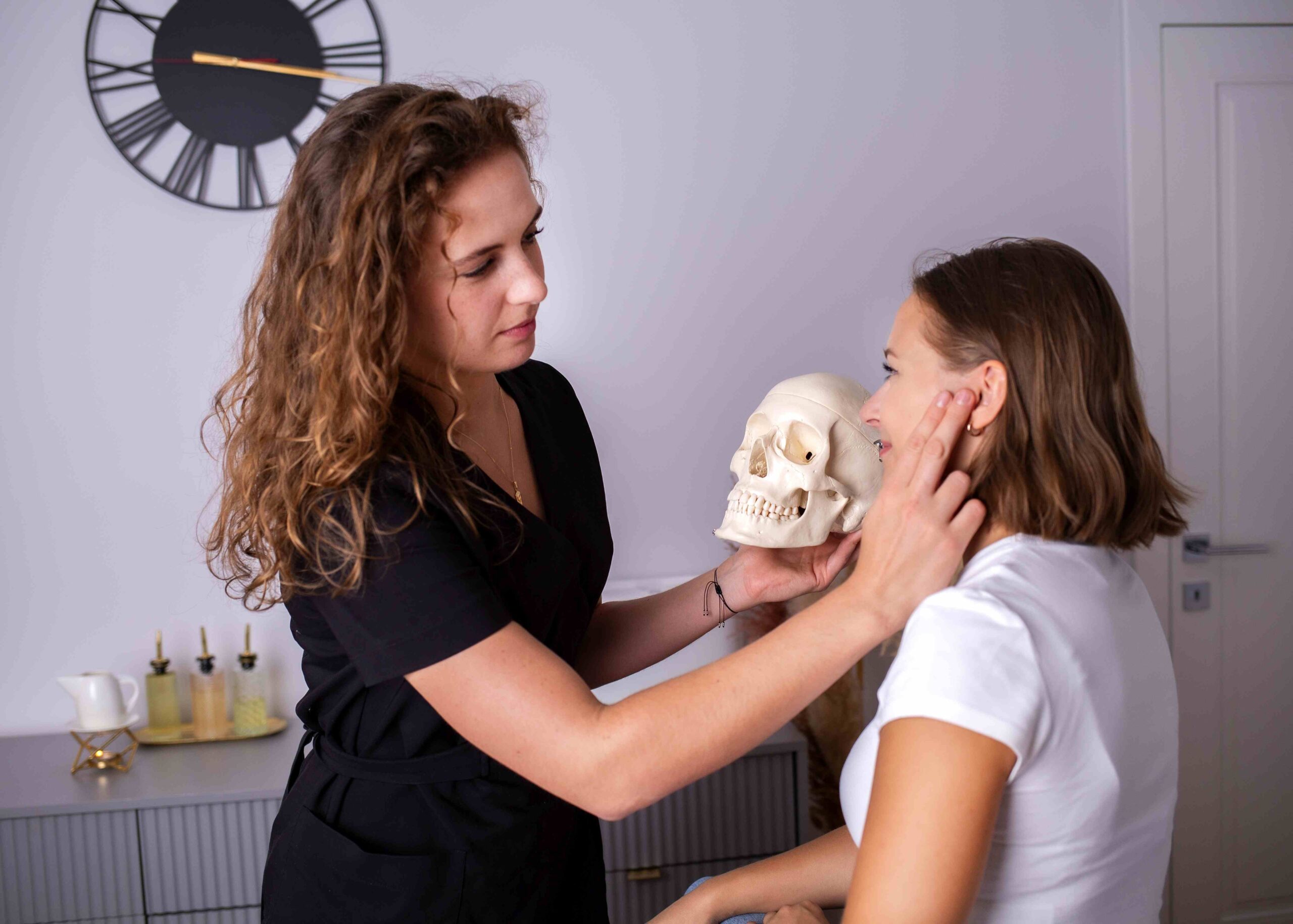 Terapia stawów skroniowo-żuchwowych w Strefie Zdrowia Warszawa Wilanów